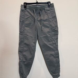 Eddie Bauer Women’s Army  green Cargo Pants